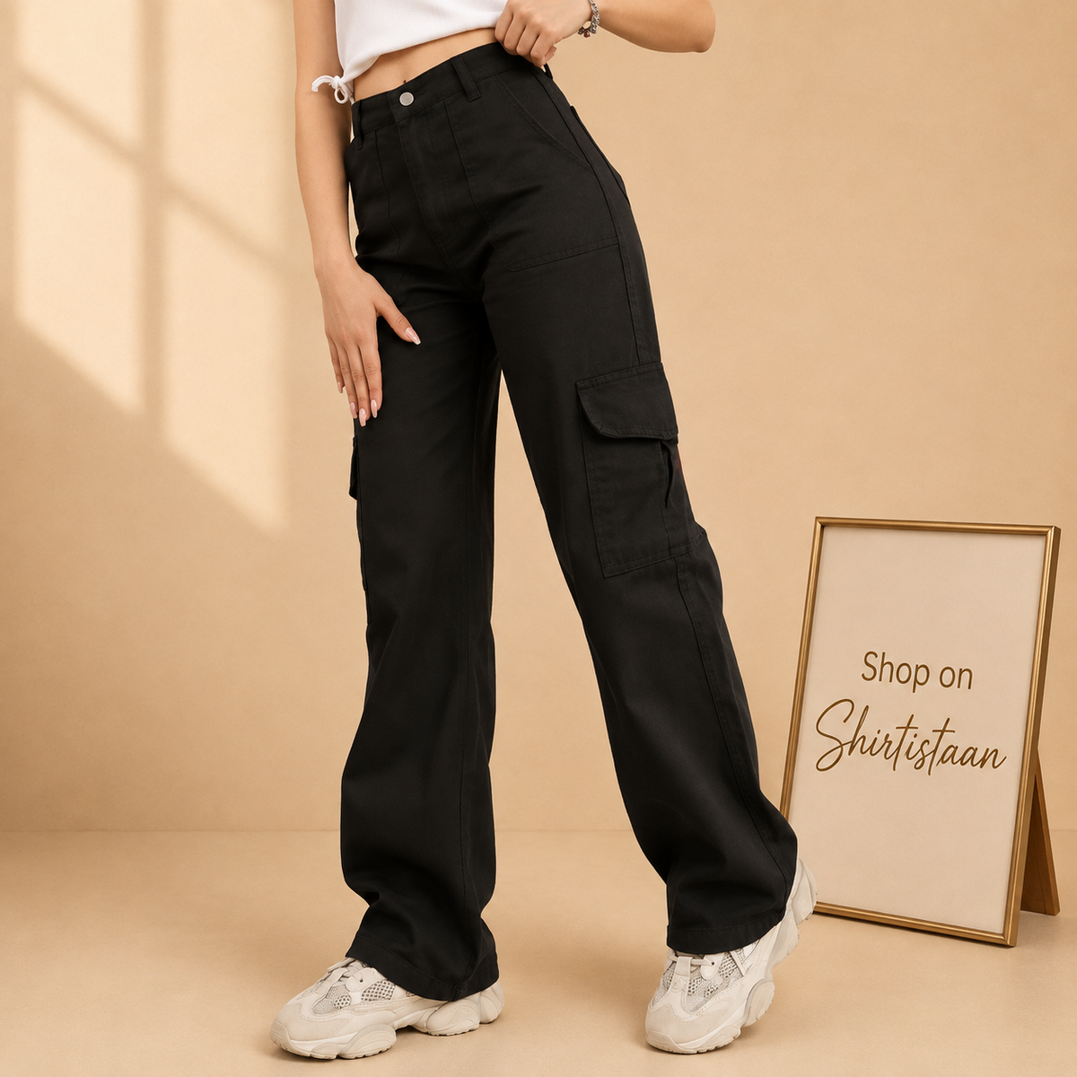 BLACK CARGO JEANS