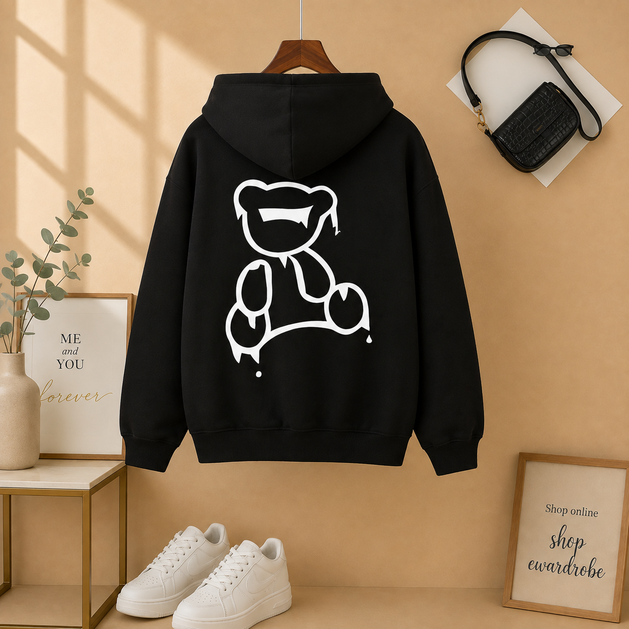 BLACK HOOD NEW BEAR AT BACK
