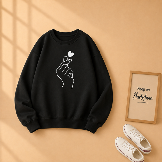 BLACK LOVE CHARM SWEATSHIRT