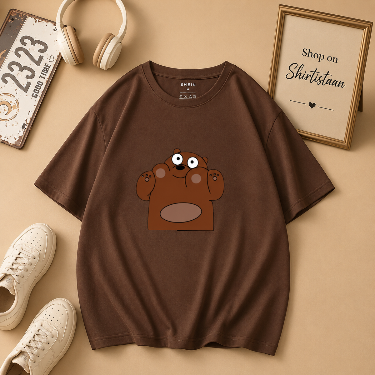 DARK BROWN TEE WITH BEAR PRINT