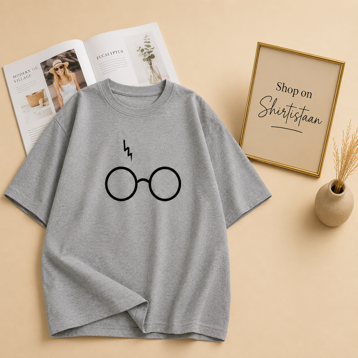 GREY TSHIRT WITH HARRY POTTER GLASSES