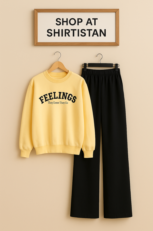 CREAM SWEATSHIRT FEELINGS WITH BLACK FLAPPER