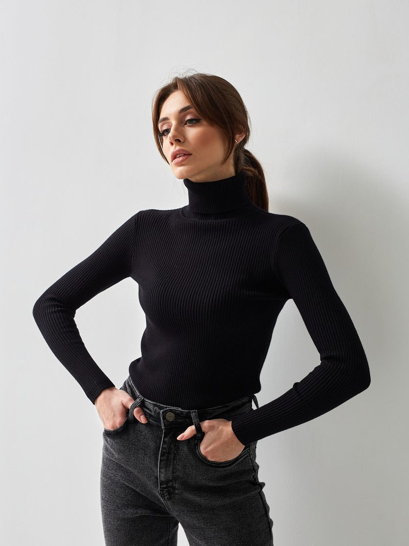 BLACK TURTLE NECK