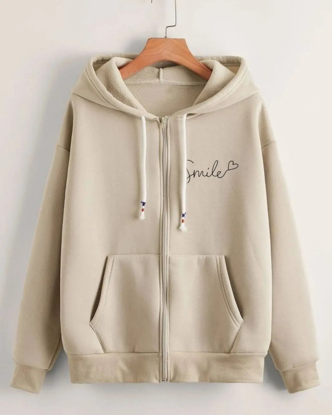 BEIGE ZIPPER HOOD SMILE HEART ON POCKET