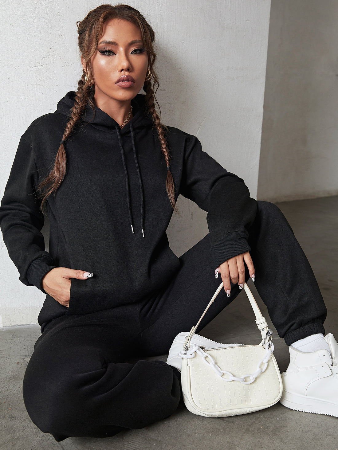 PLAIN BLACK HOOD TRACKSUIT